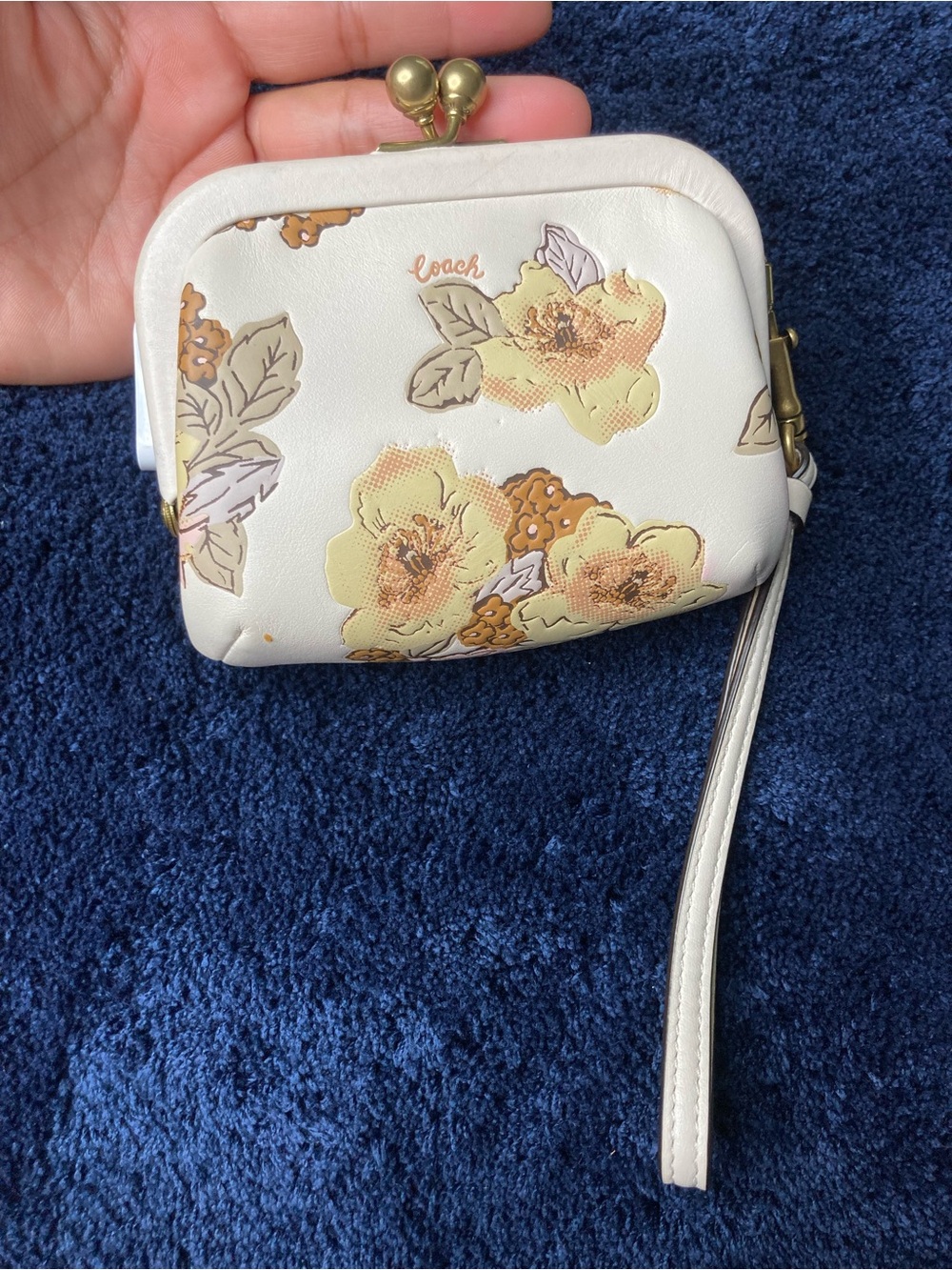 Coach Cream Floral Kiss-Lock Wristlet in Yellow and Brown - Picture 2 of 11